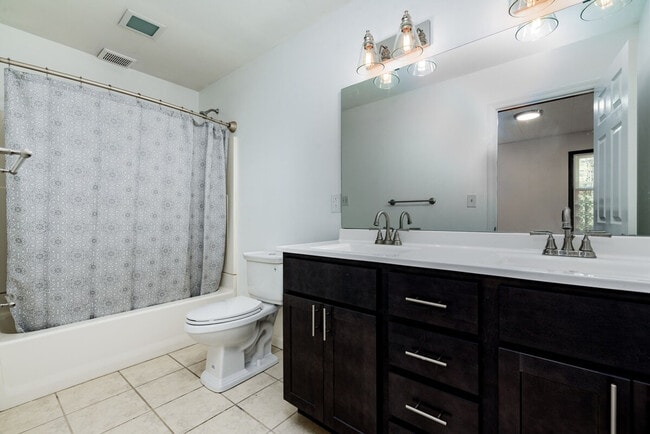 Building Photo - 9429 Harold Dr