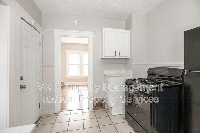 Building Photo - 4409 Bucyrus Ave