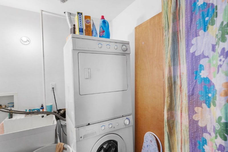 Building Photo - 61 Prospect Ave