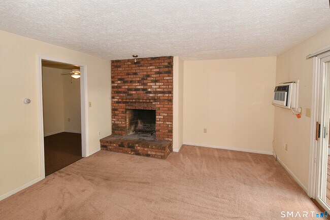 Building Photo - 93 Talcott Ave