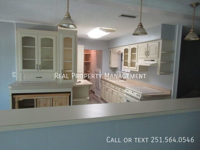 Building Photo - 123 Windsor Ct