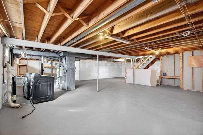 Building Photo - 3644 Vago Ln