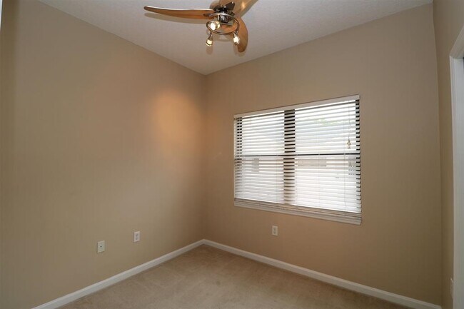 Building Photo - 104 Laurel Wood Way