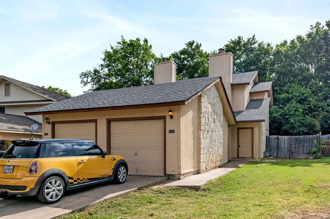 Primary Photo - Rawhide Loop Duplex