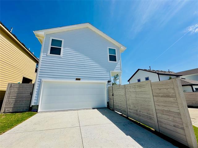 Building Photo - 4801 Maxwell Dr