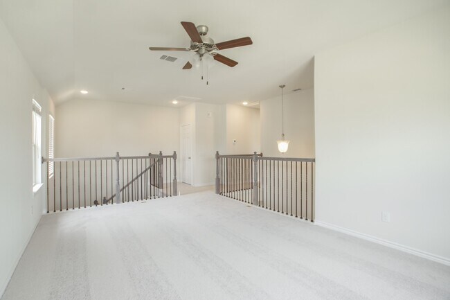 Building Photo - 3 Pioneer Canyon Pl
