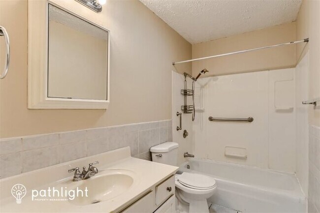 Building Photo - 16 Dolphin Court, Oswego, IL, 60543
