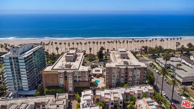 Building Photo - 515 Ocean Ave