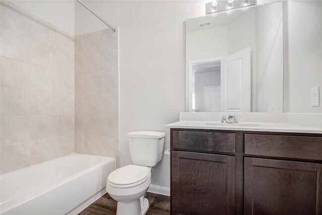 Building Photo - 21915 Grand Majestic Dr