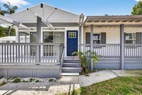 Building Photo - 3620 E Tampa Cir