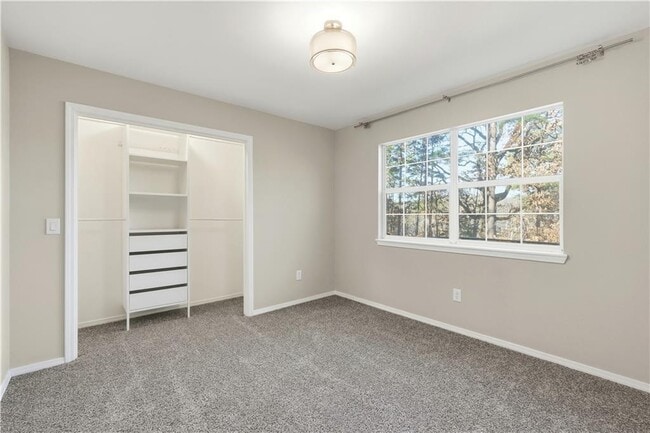 Building Photo - 4 Wendron Cir