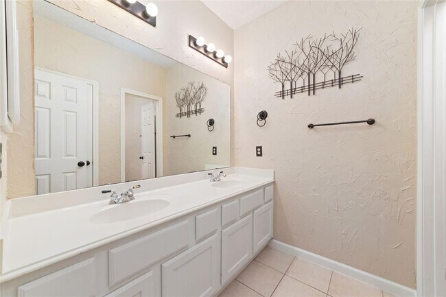 Building Photo - 5314 Wild Blackberry Dr