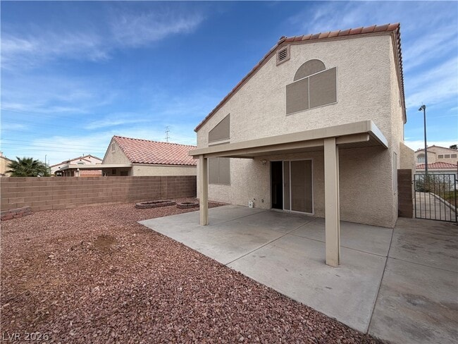 Building Photo - 8638 White River Dr