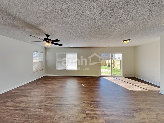 Building Photo - 441 Tribune Dr
