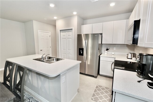 Building Photo - 15413 Wildflower Cir