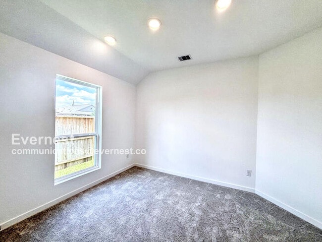 Building Photo - 26922 Tree Mallow Dr