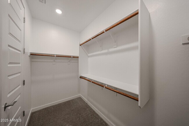 Building Photo - 2068 W Sierra Sunset Trail