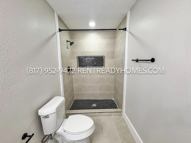 Building Photo - 3810 Weslow St