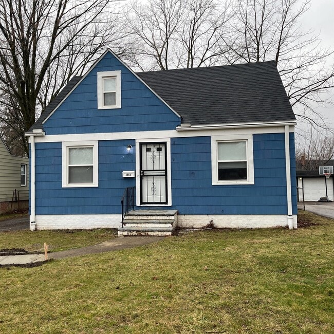 Building Photo - 3958 Lee Heights Blvd