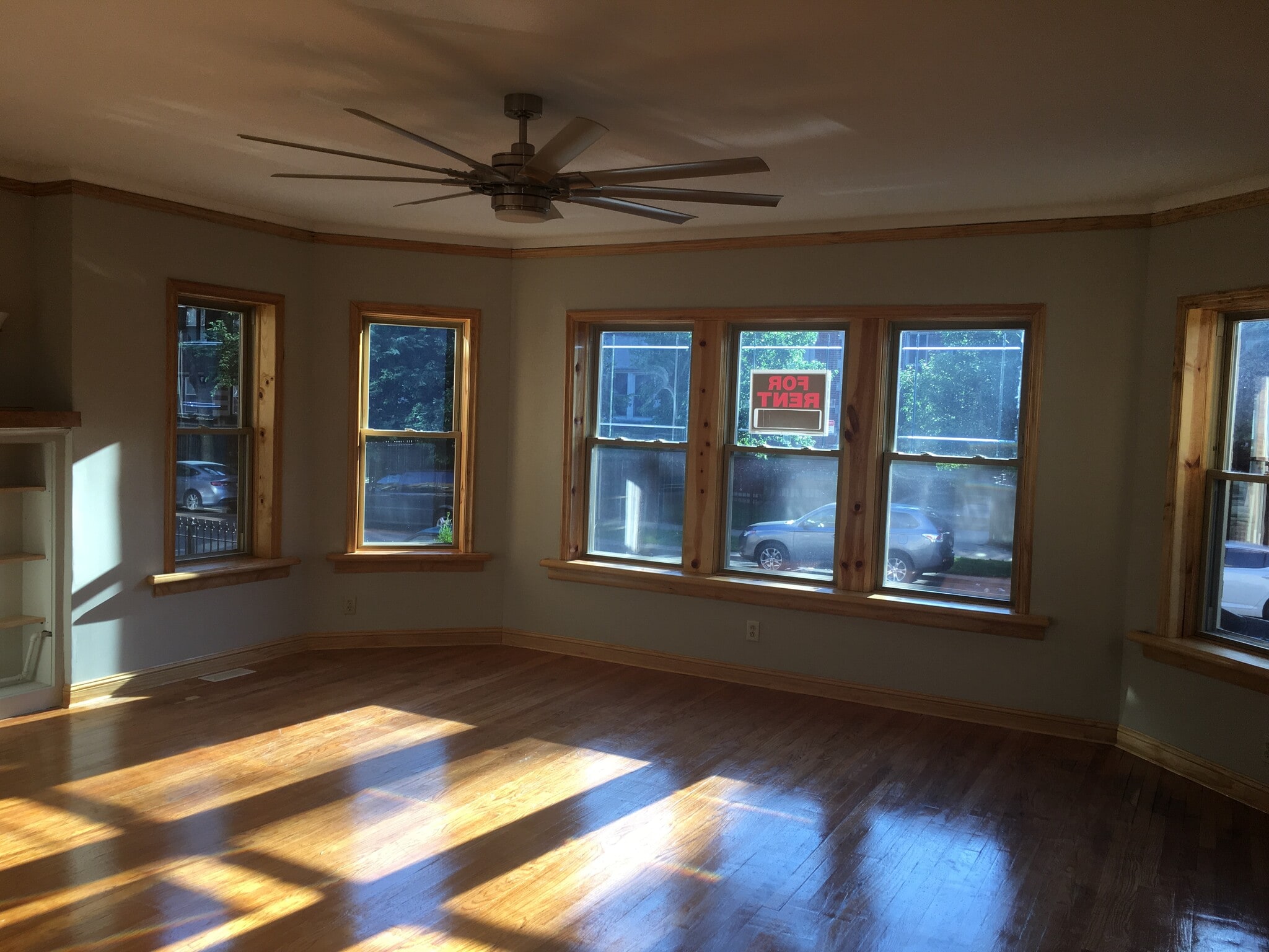 Living room - 7619 S Phillips Ave