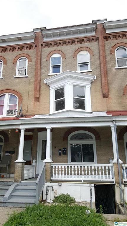 Primary Photo - 541 Washington St