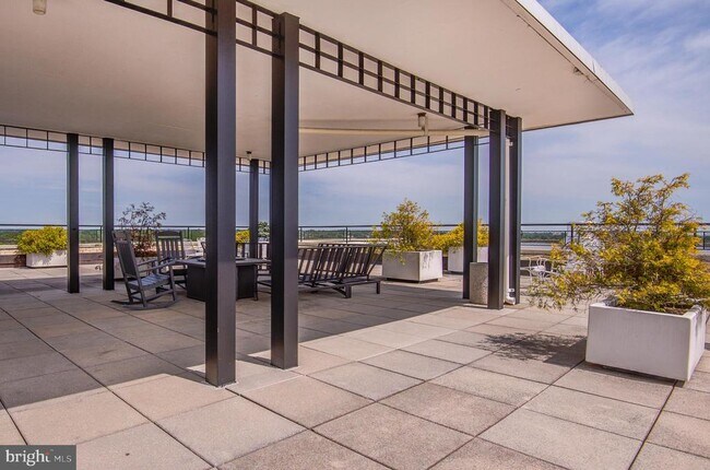 Building Photo - 10500 Rockville Pike