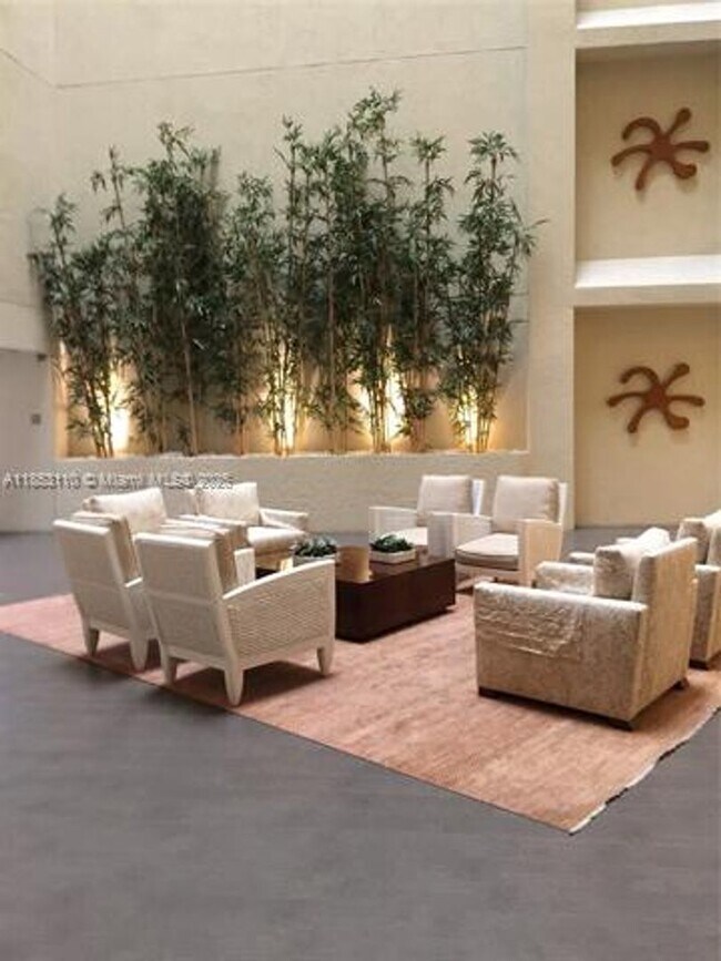 Building Photo - 20191 E Country Club Dr
