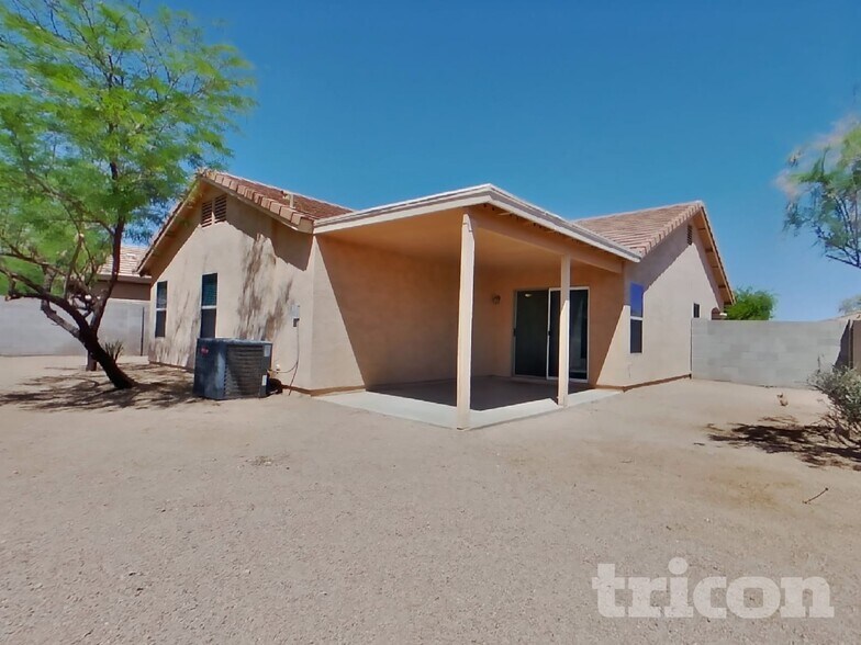 Building Photo - 3227 W Dancer Ln