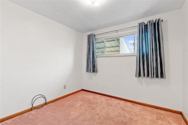 Building Photo - 4813 Sandy Dr