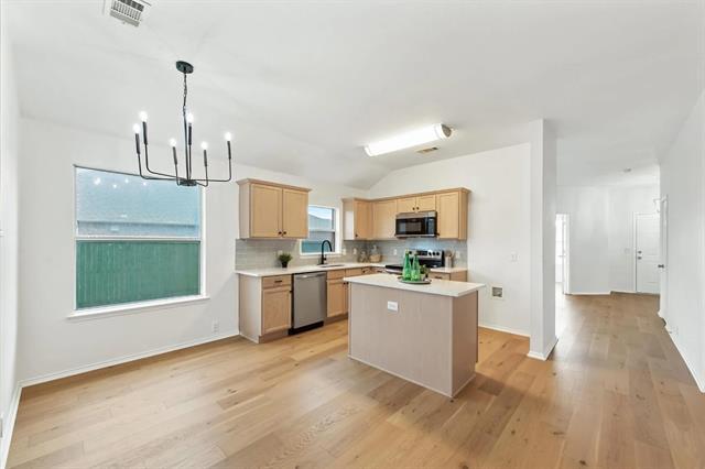 Building Photo - 1331 Primrose Dr