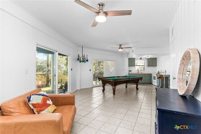 Building Photo - 1433 Riviera Dr