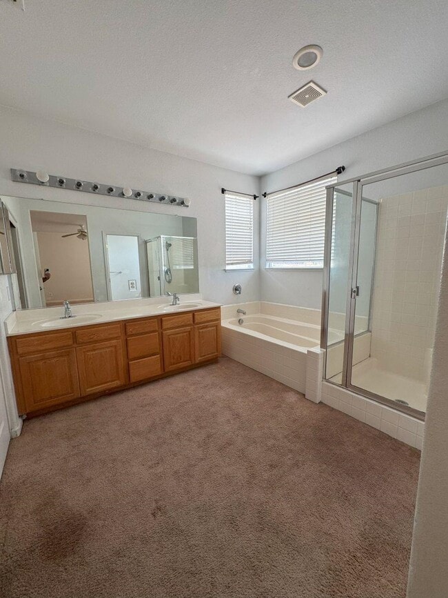 Building Photo - 645 Rockspray Cir