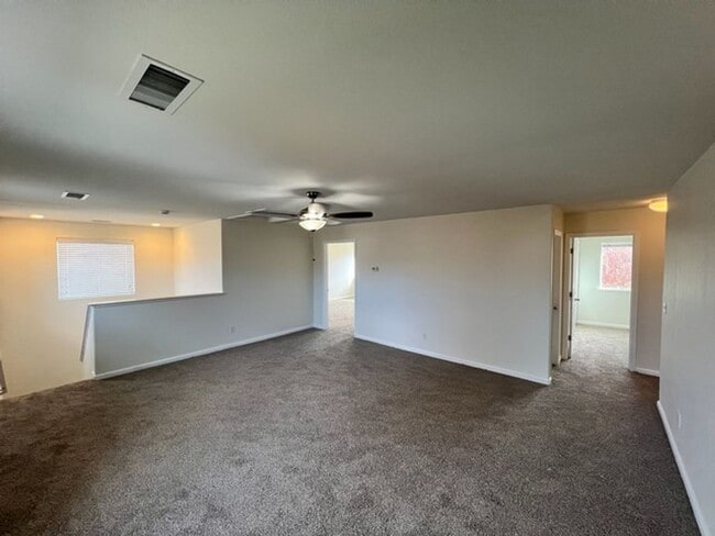 Building Photo - Four Bedroom South Reno Two Story Home with Washer/Dryer