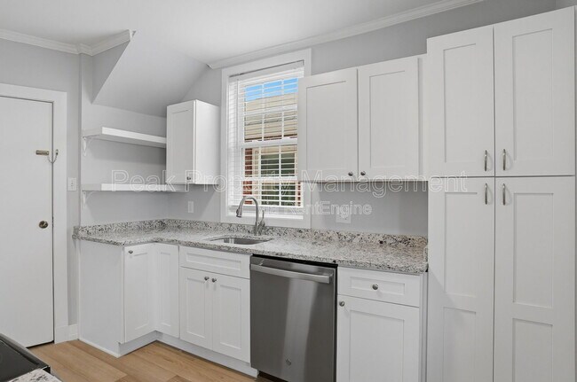 Building Photo - 4800 Patterson Ave