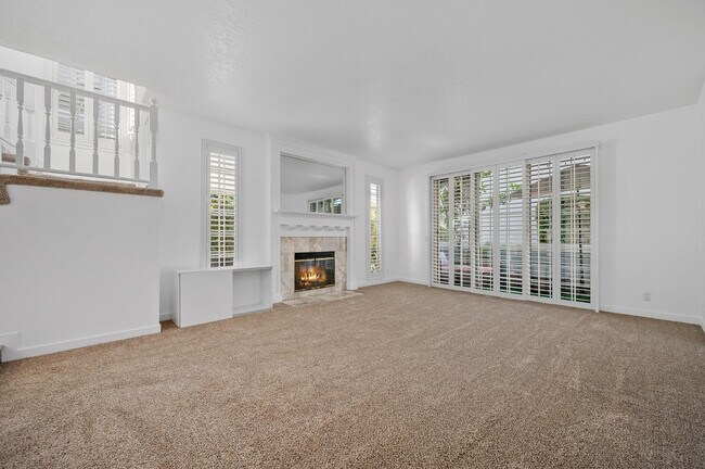 Building Photo - 620 Holbrook Ct