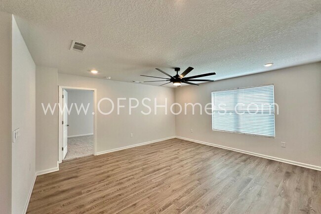 Building Photo - 3582 Sugar Maple Ln