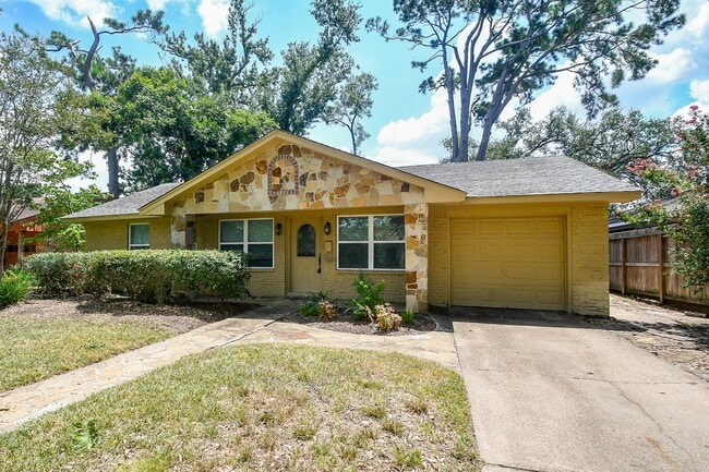 Building Photo - 5209 De Milo Dr