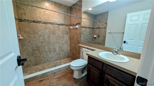 Building Photo - 5333 W Customer Ct