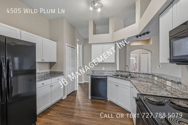 Building Photo - 4505 Wild Plum Ln