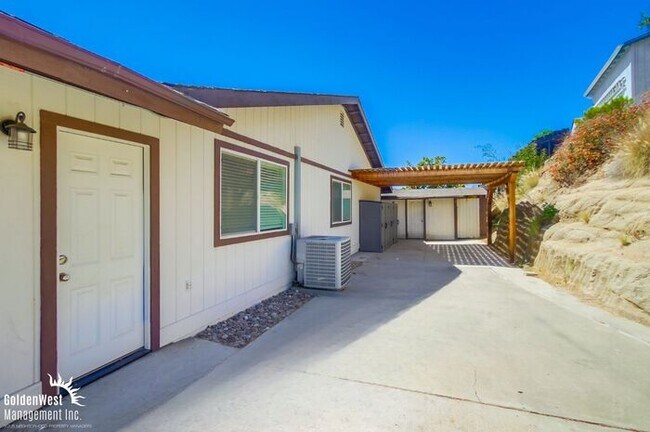 Building Photo - Updated 4Bdm 3Ba Home with Spectacular Vie...