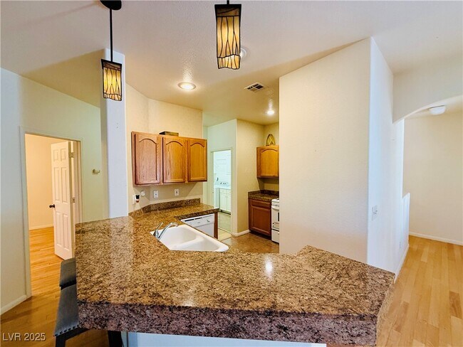 Building Photo - 8716 Red Brook Dr