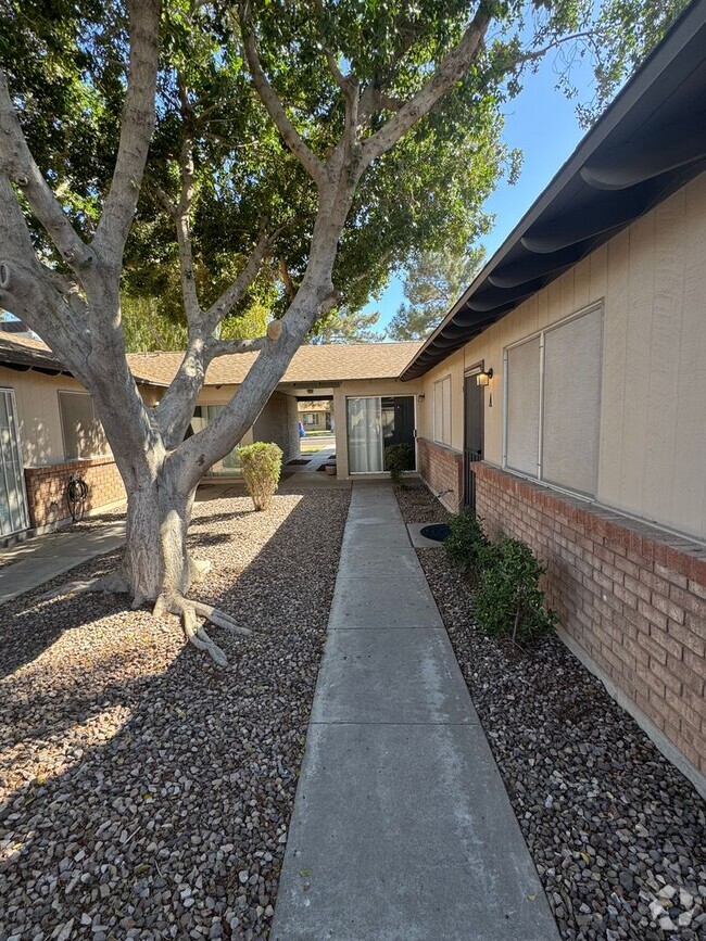 Building Photo - Tempe Townhome for Rent!