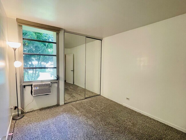 Building Photo - Partly Furnished 2-bedroom, 2-bath condo a...