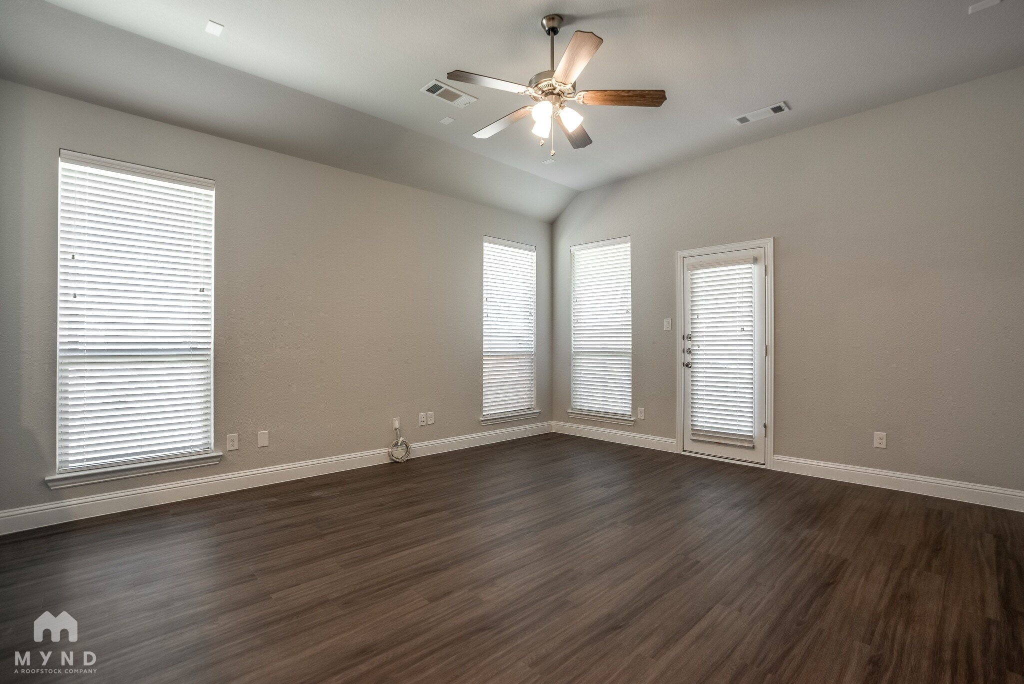 Building Photo - 101 Knight of Realm Blvd