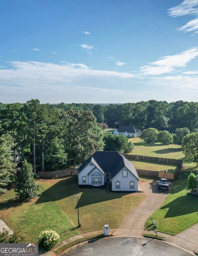 Building Photo - 609 Alyssa Dr