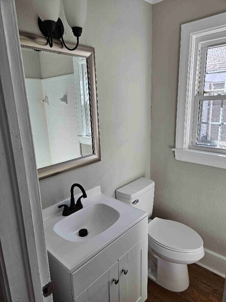 Building Photo - 209 Pershing St