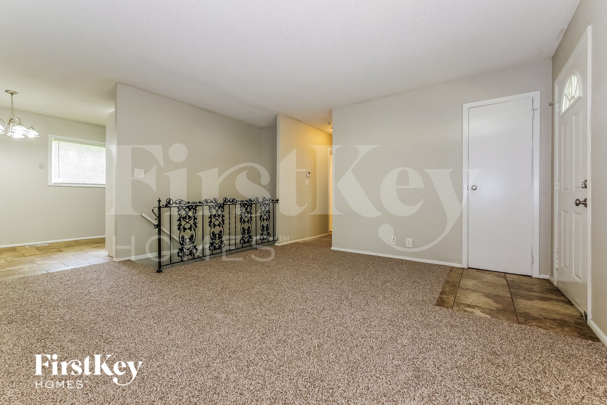 Building Photo - 9309 Farley Ave