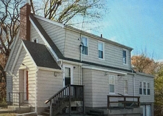 Building Photo - 1101 Pekin Ave