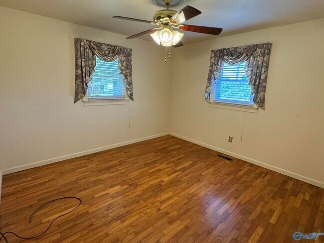 Building Photo - 30780 AL-53