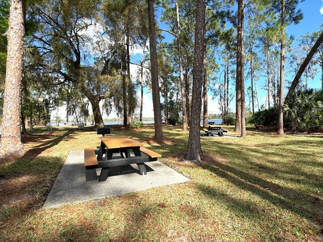 Building Photo - 287 S Walleye Dr